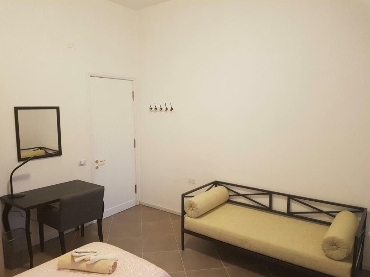 نوورو B&B Piazza Dante Nuoro المظهر الخارجي الصورة